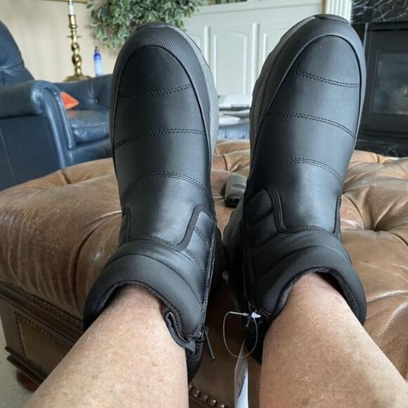 Baretraps Darra Waterproof Cold Weather Boots - Picture 8 of 9